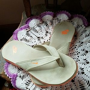 Nike flip flops khaki  size 8-9