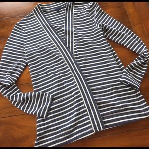 GAP SUMMER CARDIGAN. SO CUTE. LIKE NEW. SMALL
