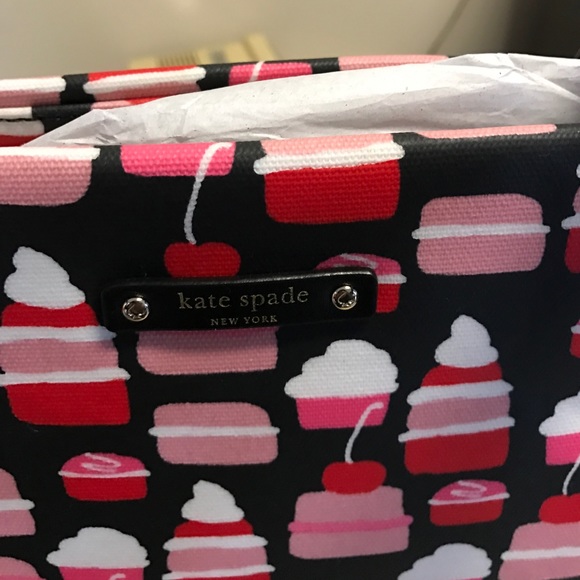 SOLD ON EB@Y Kate Spade♠️ "Take the Cake" Tote bag - Picture 3 of 6