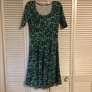 LuLaRoe Nicole. Size Medium