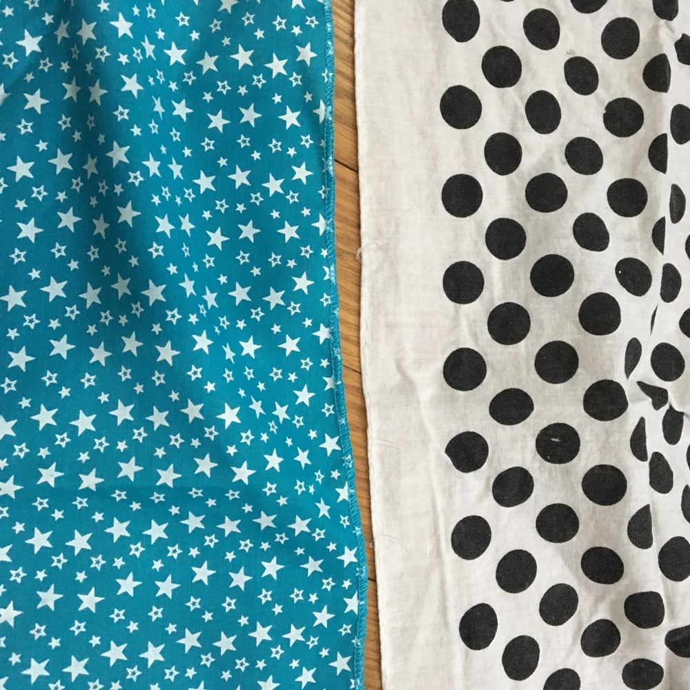 2 bandannas