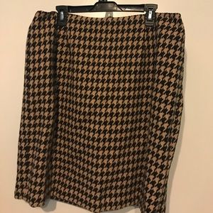 Talbots wool blend Houndstooth Skirt worn 1X