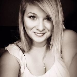 Meet your Posher, Cassandra