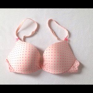 Victoria's Secret Intimates & Sleepwear - VS Victoria secret 34B pink poke-a-dot plunge bra Victoria's Secret Intimates & Sleepwear - VS Victoria secret 34B pink poke-a-dot plunge bra