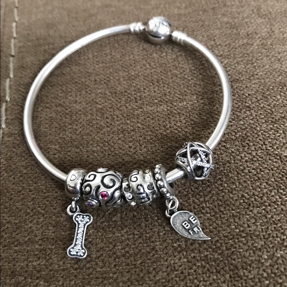 💯% Authentic Pandora bracelet