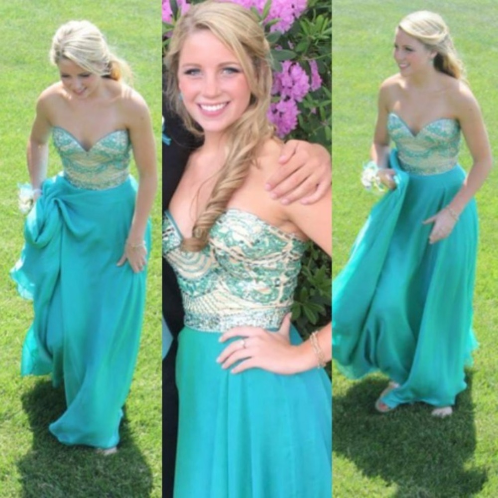 Sherri Hill Prom Dress