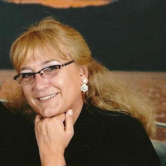 Meet your Posher, Suzette - Picture 1 of 1