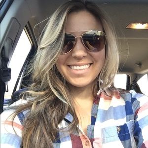 Meet your Posher, Brooke