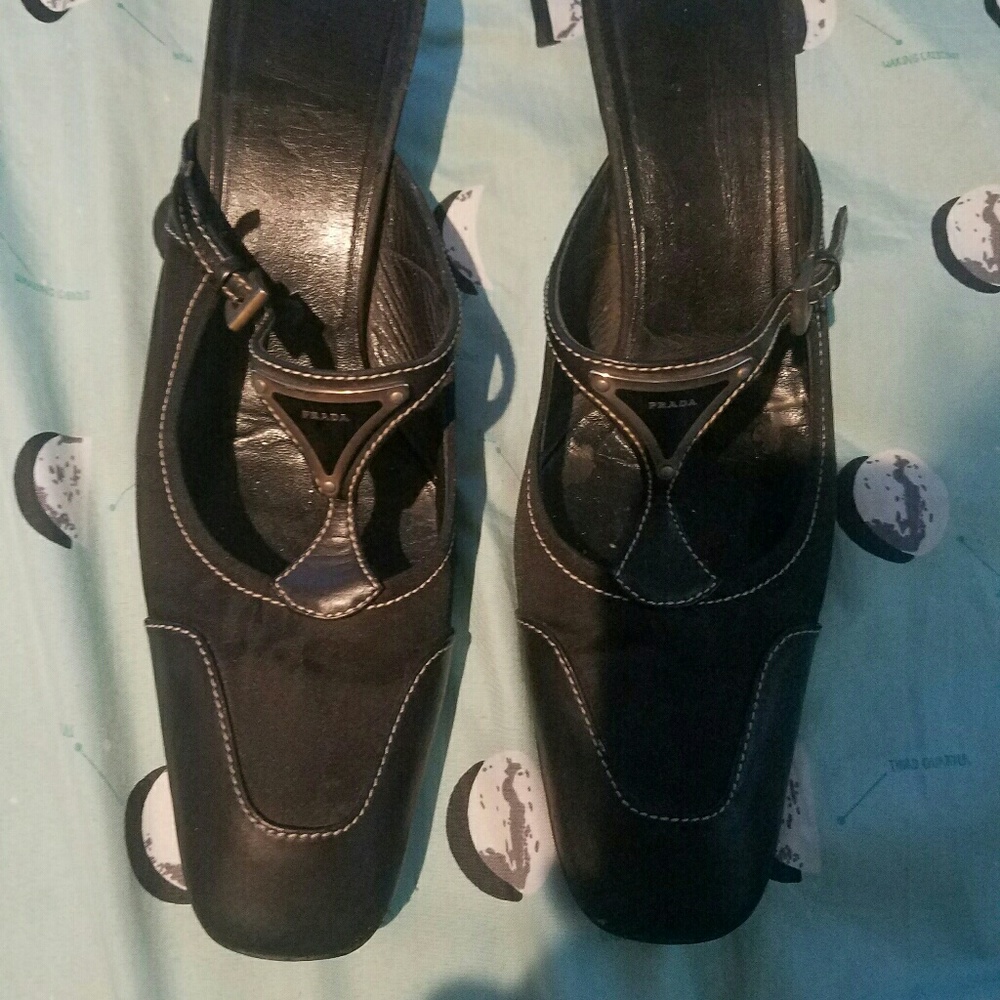 Prada Kitten Heels Sandals size 38