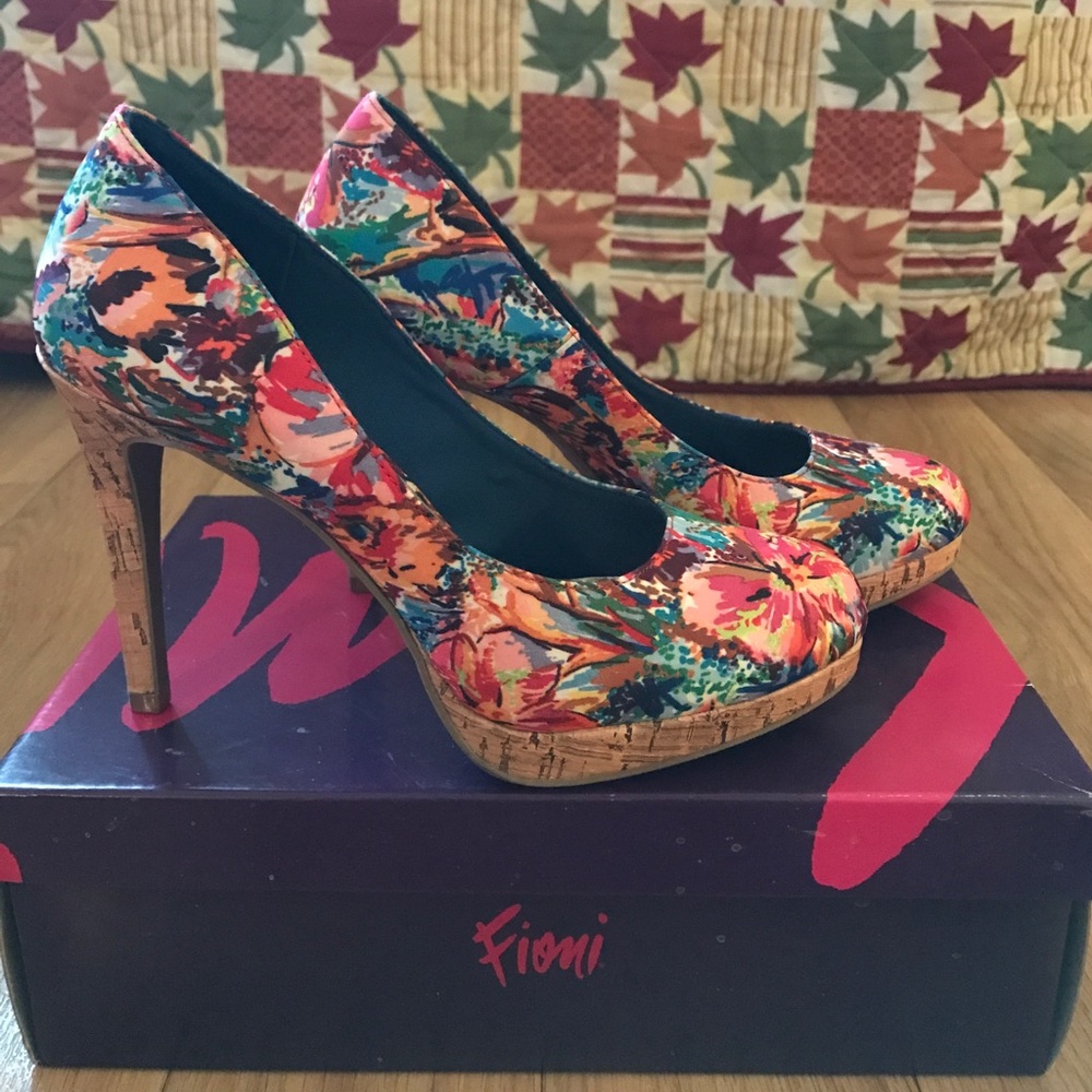 Floral Pumps