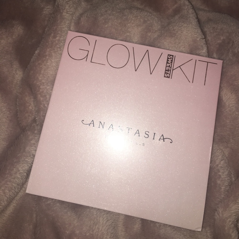 Sweets Glow Kit by Anastasia Beverly Hills