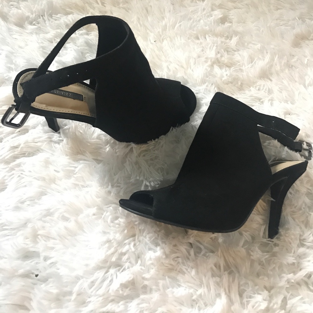 Forever 22 Black Mules- FINAL MARKDOWN