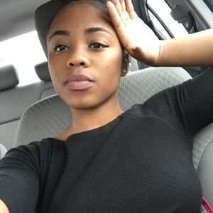 Meet your Posher, Rolana