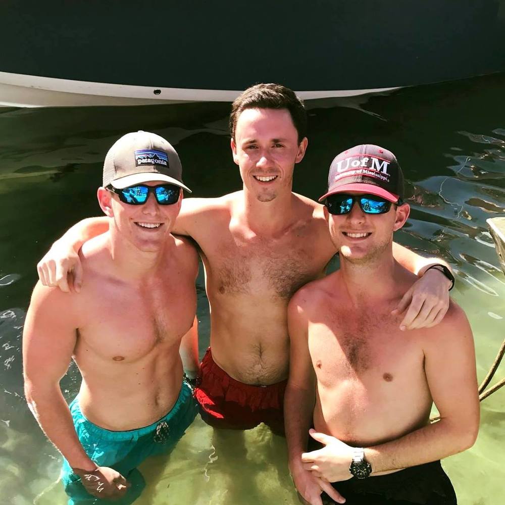 Meet your Posher, Lee