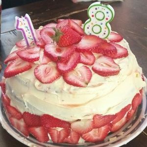 Meet your Posher, Saada