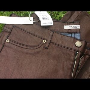 Rich and skinny maroon coated jeans