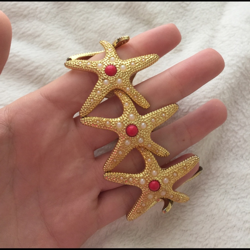 Lilly Starfish Cuff