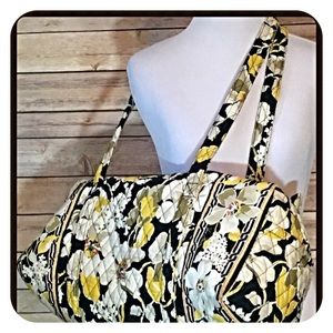 🌼Vera Bradley Small Duffel in Dogwood🌼