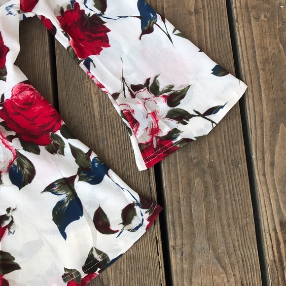 🌹 Red Rose  Romper - Picture 4 of 8