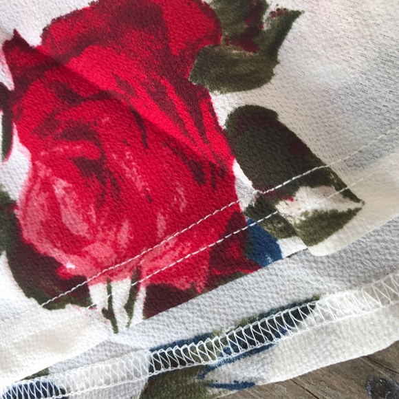 🌹 Red Rose  Romper - Picture 5 of 8