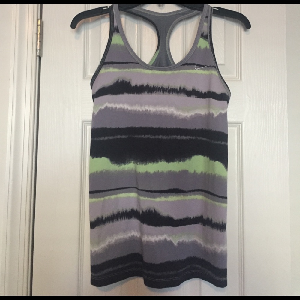 Nike workout tank