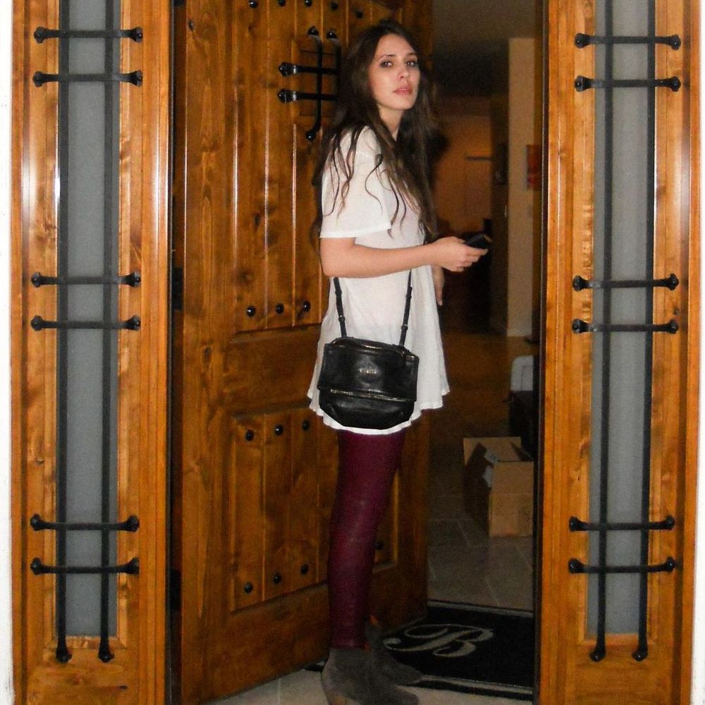 Meet your Posher, Chloe