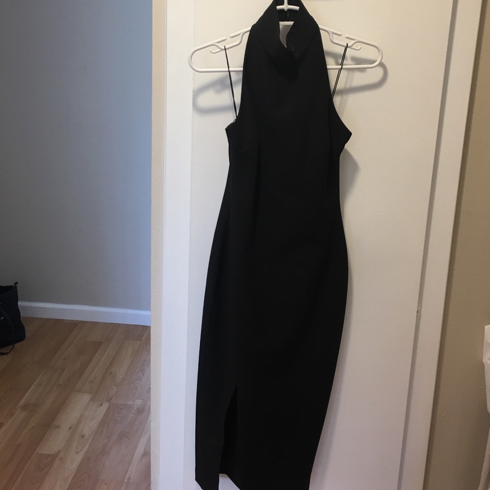 Elizabeth James black dress