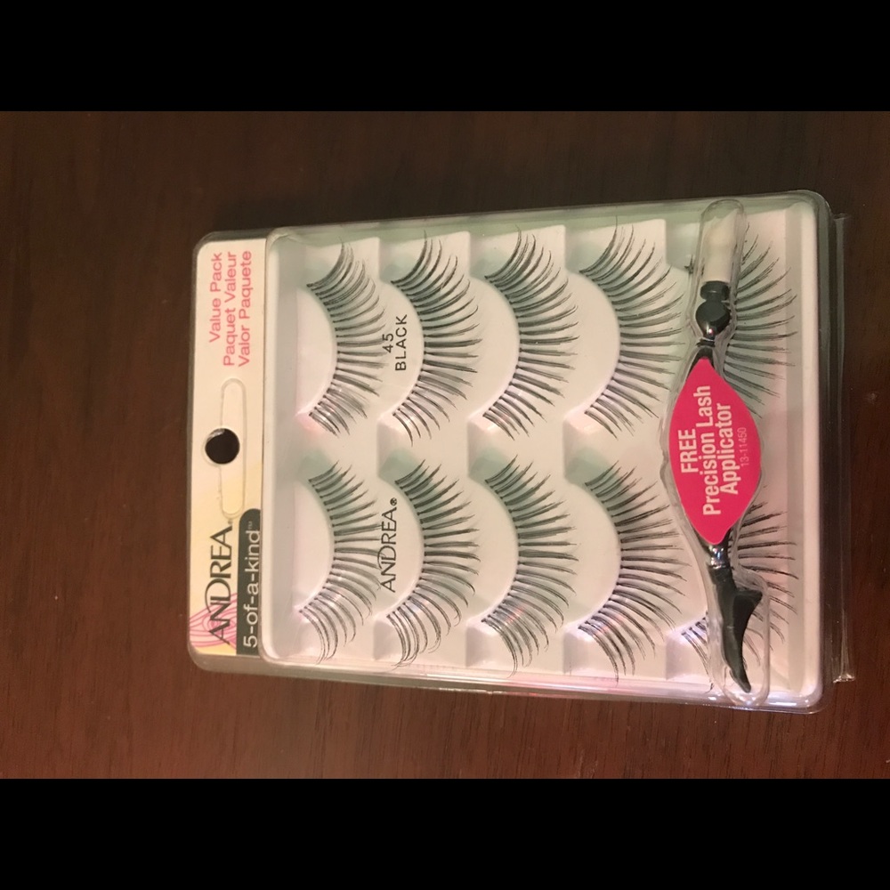 5 Andrea lashes #45 with lash applicator tool