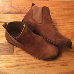 leather boots with light steel toe & memory foam