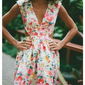 Cut out floral summer dress