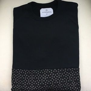 EUC men's black patterned crew neck sweat shirt