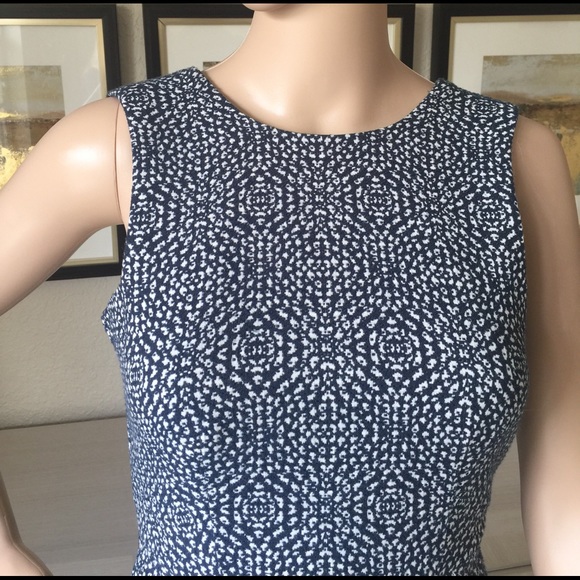 NWOT H&M shift dress - Picture 2 of 4