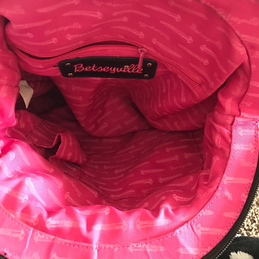 Betsey Johnson purse - Picture 2 of 4