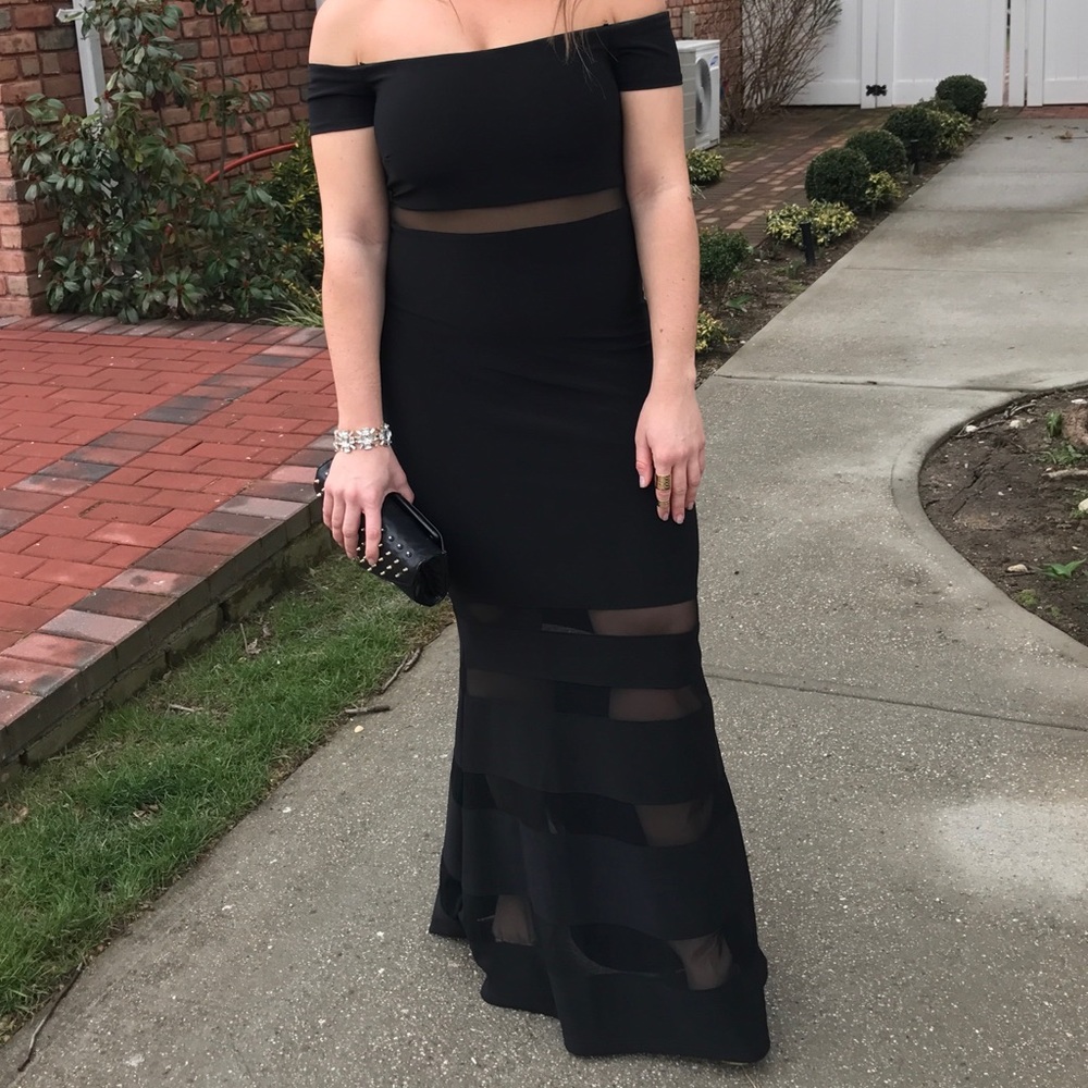 BLACK OFF THE SHOULDER ILLUSION GOWN