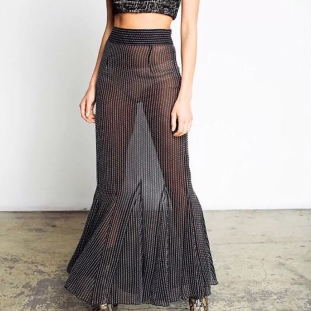 Stone cold fox gough skirt size 1 NWT