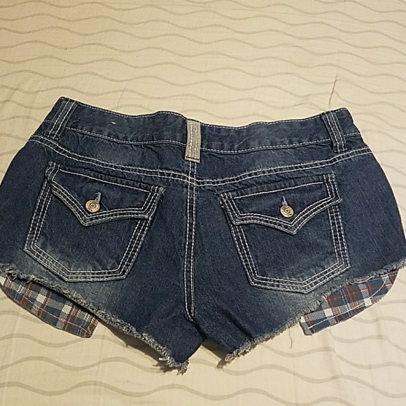 Shorts - Picture 2 of 2