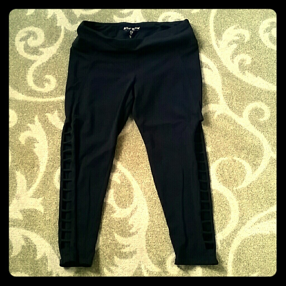 Betsey Johnson leggings