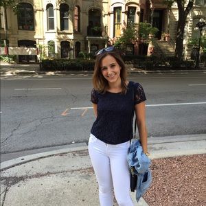 Meet your Posher, Julie