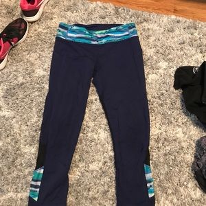 Lululemon matching pants and shirt