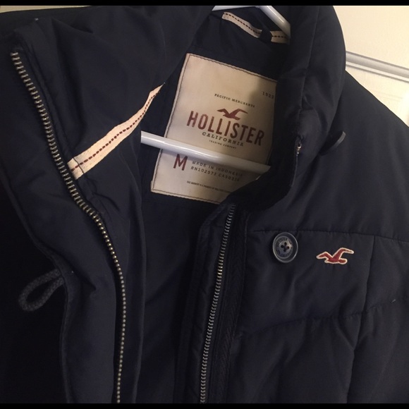 Hollister jacket - Picture 2 of 2