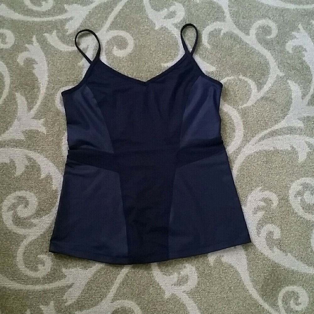 Black Fabletics tank