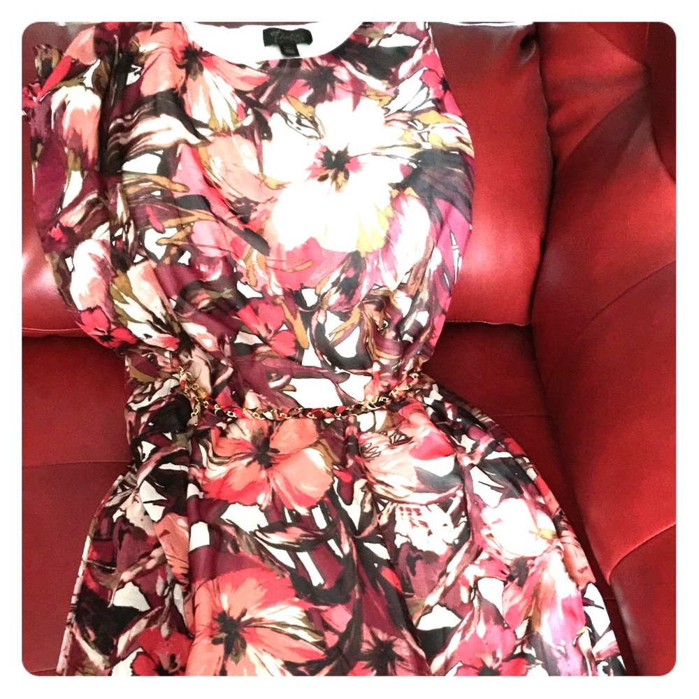 Beautiful dress NWOT 💝💝