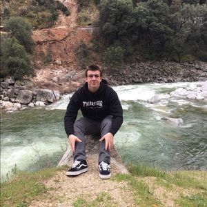 Meet your Posher, Tyler