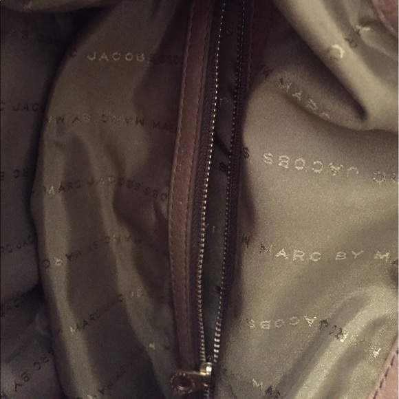 Marc by Marc Jacobs purse no name tag - Picture 2 of 2