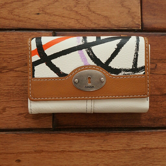 Fossil Handbags - Fossil Maddox Wallet