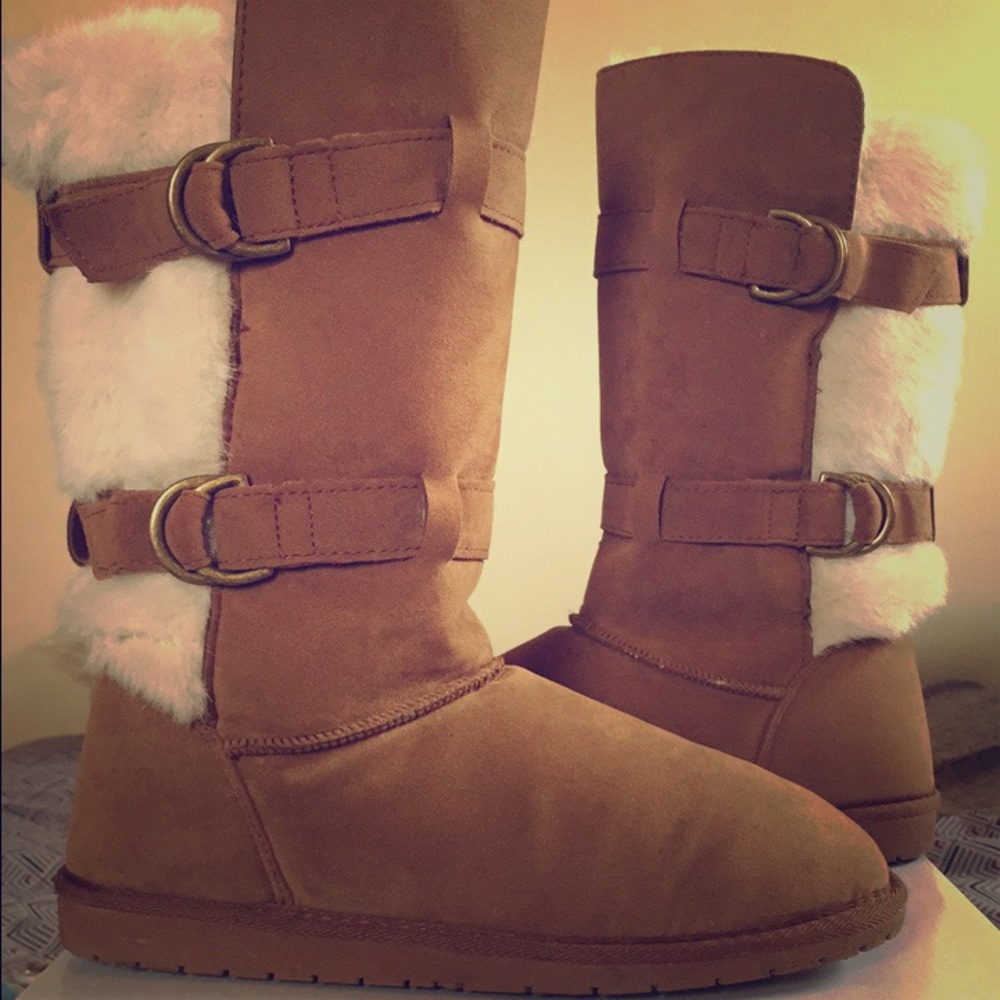 Suede chestnut colored fur boots