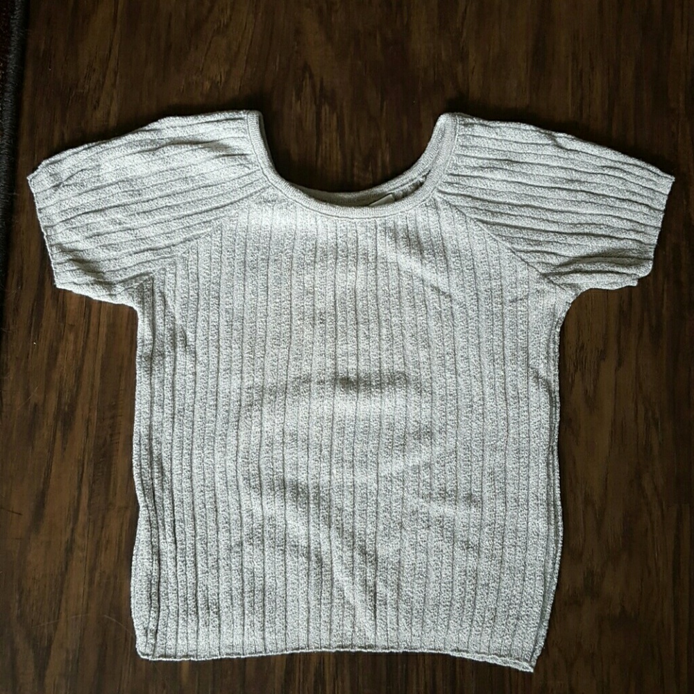 🎉SALE🎉Max Studio.Beautiful crop top!