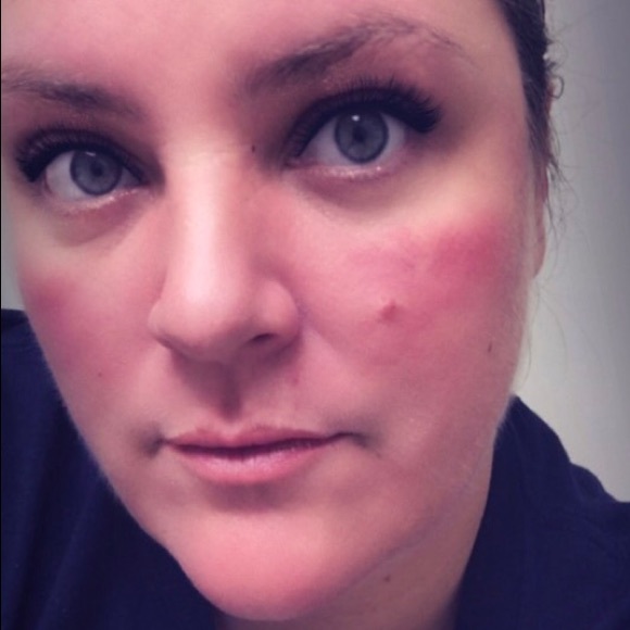 Meet your Posher, Amanda - Picture 1 of 1