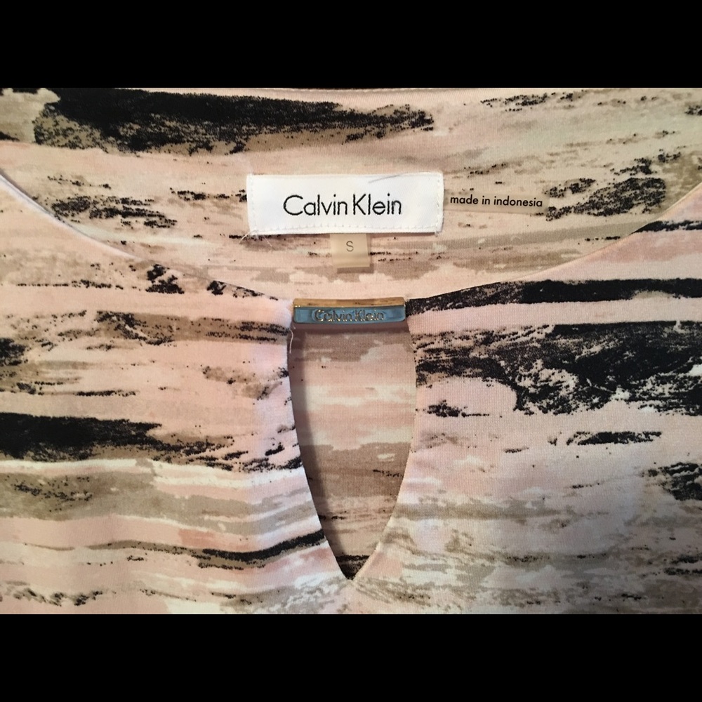 3/4 sleeve Calvin Klein too