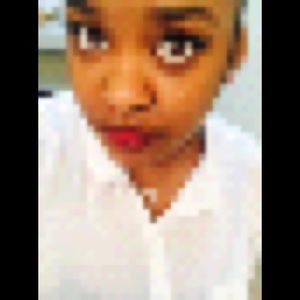 Meet your Posher, Davena